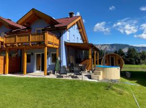 Casa Blu Kärnten - One Holiday in Three Countries - Cold&Hottub, Sauna - Piste