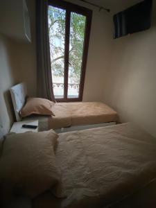 Hotels RENT APPART - La Garenne Colombes : photos des chambres