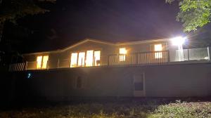 Paradise View Getaway-Dacha