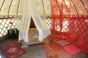 Tentes de luxe Camping Mille Etoiles : photos des chambres