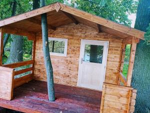 Šeberák - ubytování v CHATIČKÁCH a GLAMPING