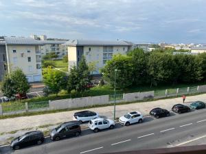 Appartements Le Mun-T2, 60m2, balcons, parking, wifi, linge, produits, face a la gerdarmerie, vue cathedrale : photos des chambres