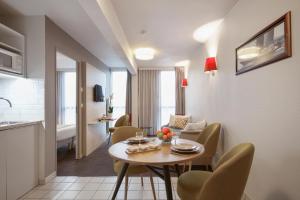 Appart'hotels Appart'City Confort Lille Grand Palais : photos des chambres