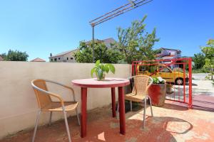 Basil Apartments and Rooms