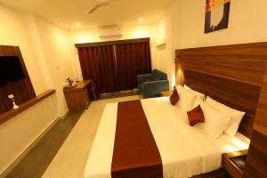 HOTEL LA SERENE Mattannur