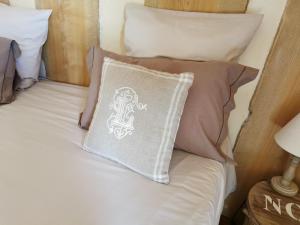 B&B / Chambres d'hotes LE DOMAINE DU SENS : photos des chambres