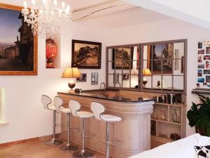 Villas Villa raffinee a Orange avec piscine privee : photos des chambres