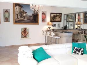 Villas Villa raffinee a Orange avec piscine privee : photos des chambres