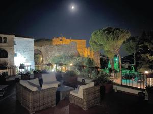 Antica Porta Residence, in the center of Ravello, 3 min walk within Villa Rufolo and the main Square