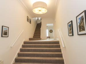 7a Belvoir Terrace