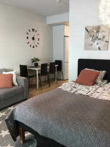 StarHomes Double Lux 10