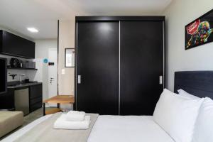 BHomy Bela Vista Moderno com varanda Y804B
