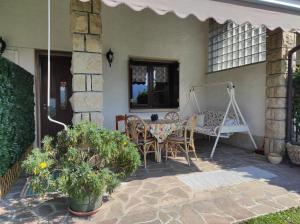 CasaDolcelago Sulzano Villa con Giardino Vista Lago Parking Free