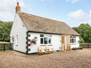 Hall Farm Cottage - Manby