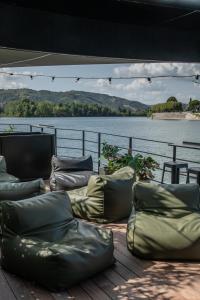 LA PENICHE - Bed And Bicycle - Tournon