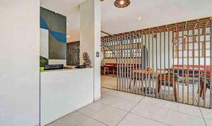 Treebo Aroma Executive