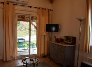 Maisons de vacances les hauts de sarlat n7 : photos des chambres