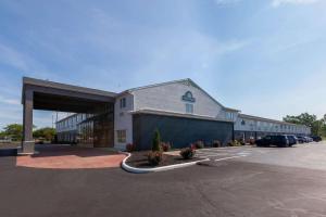 Days Inn by Wyndham Sandusky Cedar Point