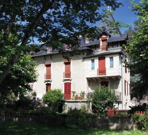 Le Béarn sous les toits