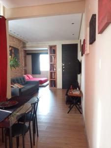 excelente apto quarto e sala Ipanema posto 9