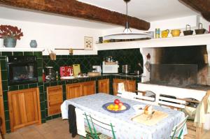 Villas Villa spacieuse en campagne pres de La Garde-Freinet avec piscine : photos des chambres