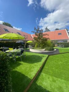 Logis Hotel Restaurant Black and Green Limoges Sud