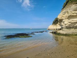 Maisons de vacances Le calme de la nature a 8 minutes des plages : photos des chambres