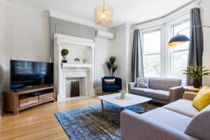 MTLVacationRentals -The Chic Laurier