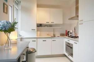 Adam & Eve - Apartment