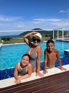 APARTAMENTO PRÓXIMO A PRAIA PISCINA E AREA GOURMET