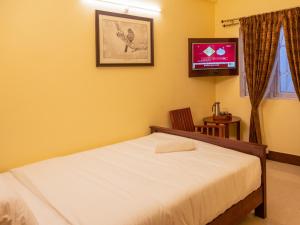 Aakash Rooms and Cottages,