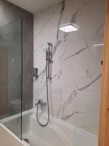 BpR Space Grey Home with balcony