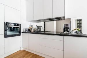 Easy Rent Apartments - Centrum Krakowskie Przedmieście, 24h Check-in