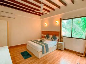 The Pearl Seaview