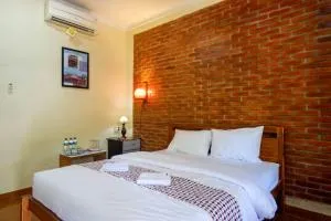 Roemah Beong Syariah at Desa Wisata Kembanglimus Mitra RedDoorz - 马格朗