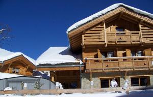 Chalets Odalys Chalet Le Loup Lodge : photos des chambres