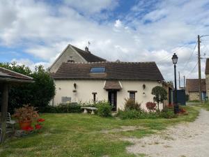 Maisons de vacances LES GITES DU JARIEL : photos des chambres