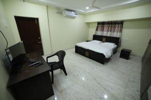 Royal Home Stay deluxe Room