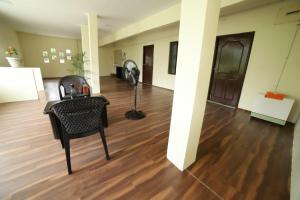 Royal Home Stay deluxe Room