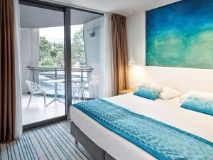 Suite with Sea View room in Hotel Mlini