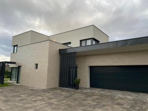 Amira Apartman & Wellness