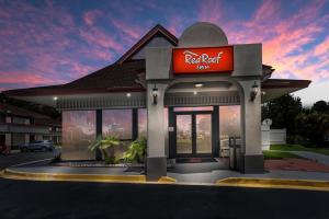 Red Roof Inn Savannah – SouthsideMidtown