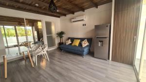 Moderno depa con terraza y vista extraordinaria