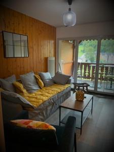 Appartement tt confort au coeur des montagnes vue sur les montagnes II Wifi