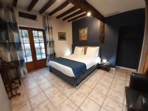 B&B / Chambres d'hotes Logis Domaine de Peyrolade : photos des chambres