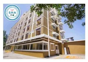 Wises Hotel - Ban Bang Phra