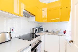 Holiday Beach Flat in Bournemouth, England, UK