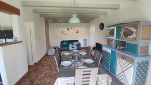 Maison à 8 min à pied de la Plage avec jardin clos et ombragé