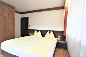 Apartment (4-5 Adults)