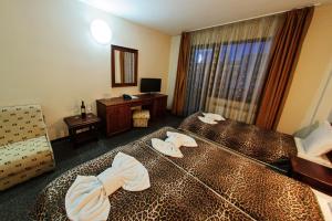 Triple Room room in Hotel Dumanov
